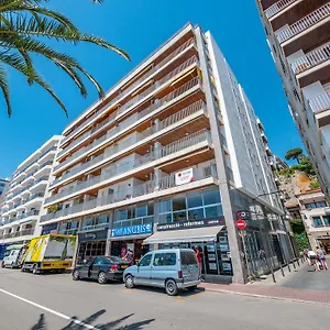 https://apartamentos-ar-borodin.topcostabravahotels.com